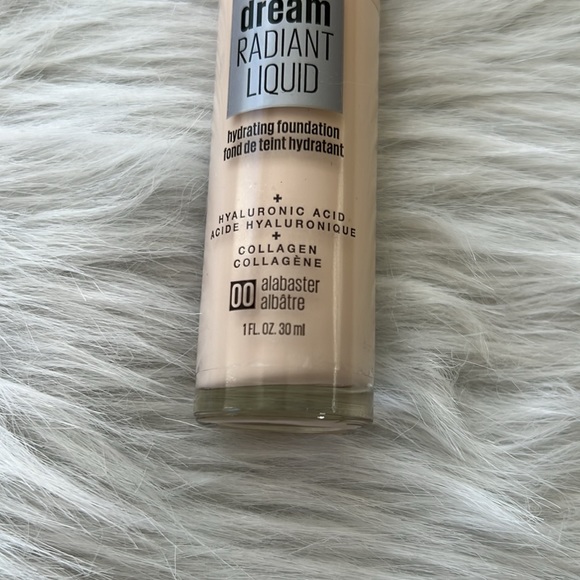 Maybelline dream radiant liquid hydrating foundation alabaster - Picture 6 of 7